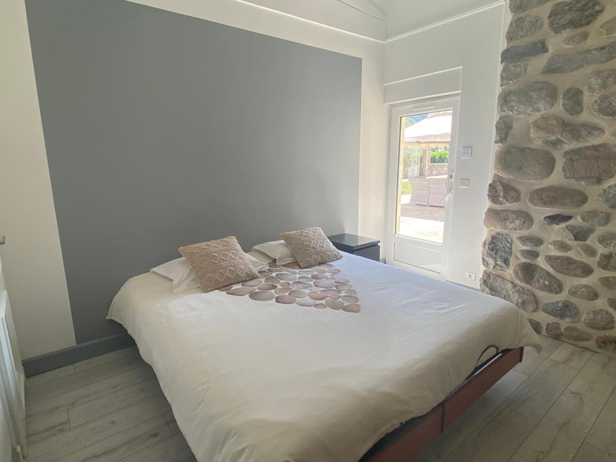 Bed and Breakfast Domaine Les Buis Saint-Fortunat-sur-Eyrieux Zewnętrze zdjęcie