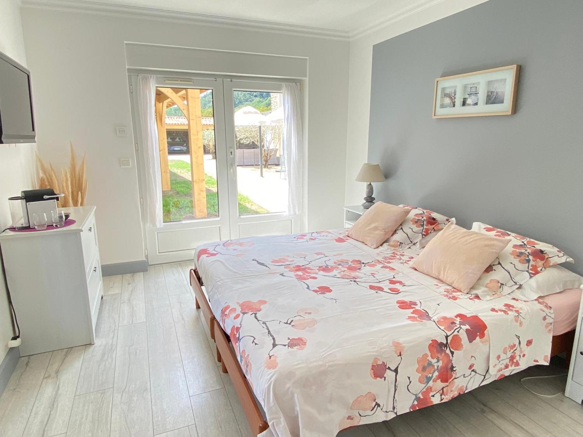 Bed and Breakfast Domaine Les Buis Saint-Fortunat-sur-Eyrieux Zewnętrze zdjęcie